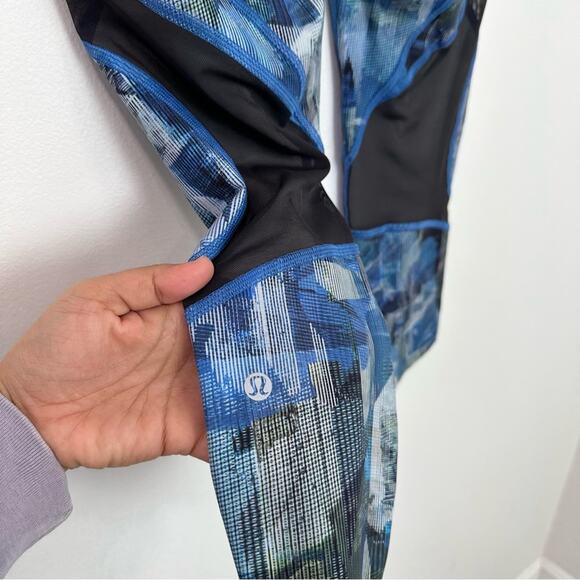 Lululemon On Pace Crop 21" Sun Dazed Multi Blue size 6 - Picture 6 of 8